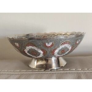 Indian Commodore Brass Bowl w/ Floral‎ Decoration.